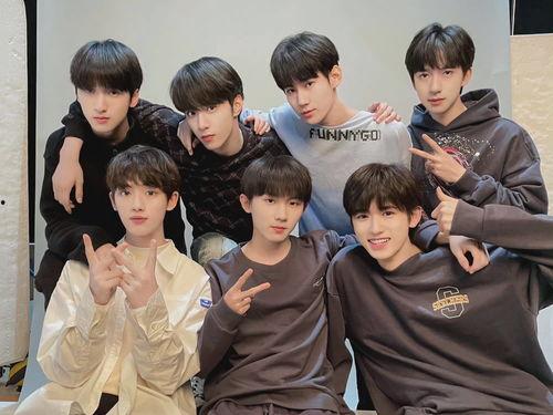 娱乐吃瓜鹅时代少年团,娱乐吃瓜鹅时代的青春偶像传奇